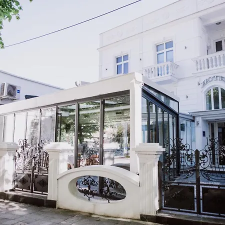 Hotel Bela Kuka 3*