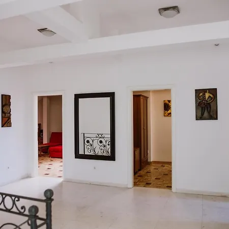 Bela Kuka Hotel 3*