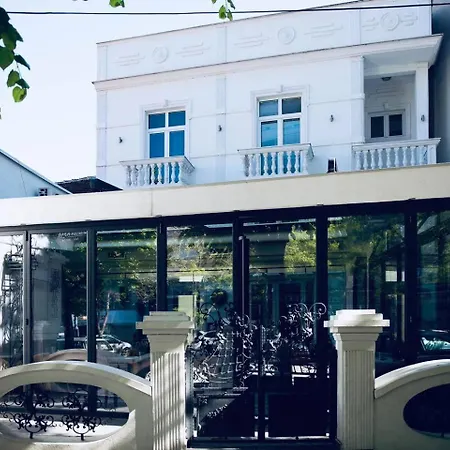 Bela Kuka Hotel
